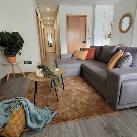 Ferienwohnung Ao Lado Da Estacao Do Metro! Vila Nova de Gaia Exterior foto